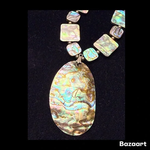 Vintage Iridescent Abalone Shell Necklace - Picture 2 of 11